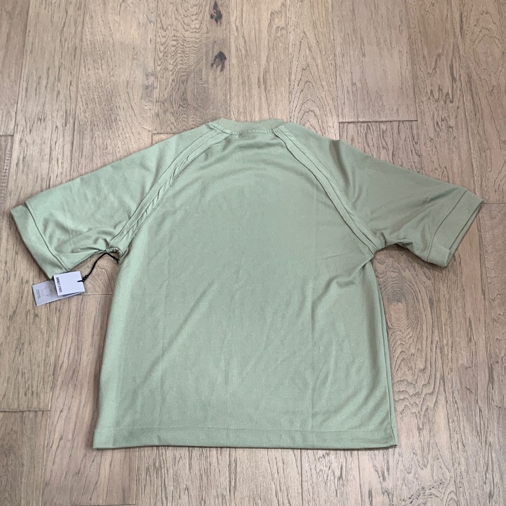 NWT Amongst Others Heavyweight Box Cut Oversized T-Shirt Size Medium - Picture 6 of 11